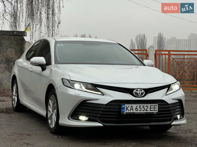 Білий Тойота Камрі, об'ємом двигуна 2.49 л та пробігом 46 тис. км за 27800 $, фото 4 на Automoto.ua