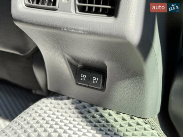 Белый Тойота Камри, объемом двигателя 2.5 л и пробегом 113 тыс. км за 29900 $, фото 39 на Automoto.ua