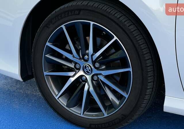 Білий Тойота Камрі, об'ємом двигуна 2.49 л та пробігом 95 тис. км за 34000 $, фото 8 на Automoto.ua