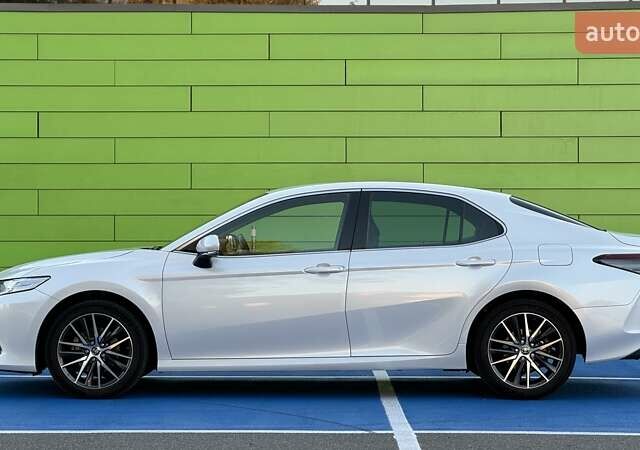 Білий Тойота Камрі, об'ємом двигуна 2.49 л та пробігом 95 тис. км за 34000 $, фото 4 на Automoto.ua