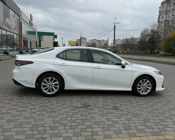 Тойота Камри 2021 в Хмельницком на Automoto.ua Белый Тойота Камри, объемом двигателя 2.49 л и пробегом 68 тыс. км за 22900 $, фото 5 на Automoto.ua