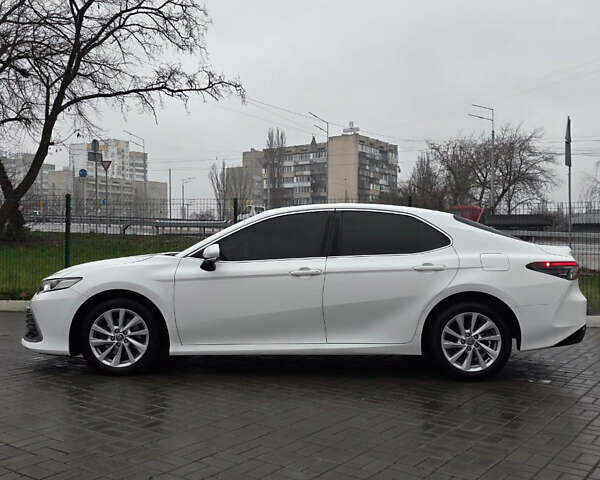 Белый Тойота Камри, объемом двигателя 2.49 л и пробегом 93 тыс. км за 26555 $, фото 25 на Automoto.ua