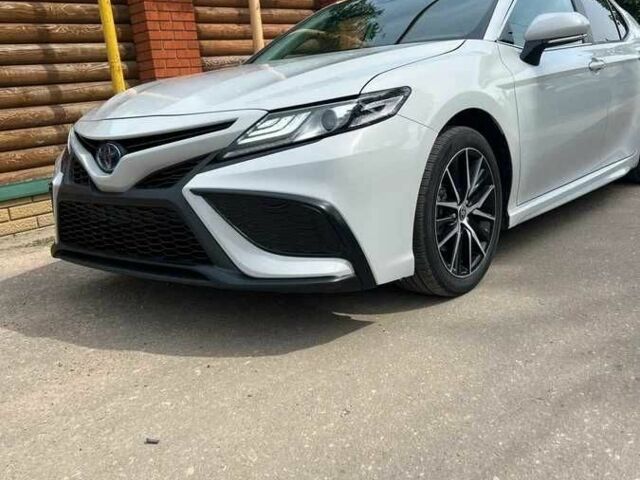 Білий Тойота Камрі, об'ємом двигуна 2.4 л та пробігом 70 тис. км за 23000 $, фото 7 на Automoto.ua