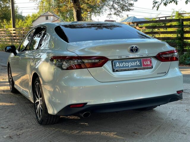 Тойота Камрі 2022 у Києві на Automoto.ua Білий Тойота Камрі, об'ємом двигуна 2.5 л та пробігом 51 тис. км за 39590 $, фото 11 на Automoto.ua