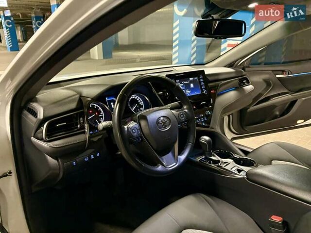 Білий Тойота Камрі, об'ємом двигуна 2.49 л та пробігом 74 тис. км за 28950 $, фото 30 на Automoto.ua