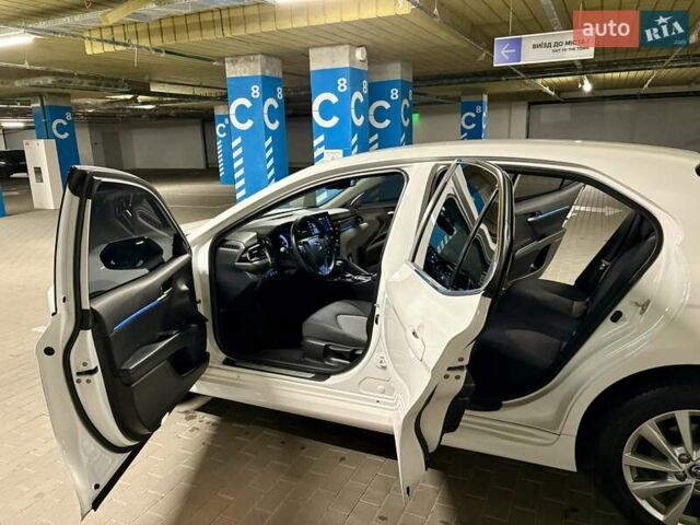 Білий Тойота Камрі, об'ємом двигуна 2.49 л та пробігом 74 тис. км за 28950 $, фото 23 на Automoto.ua