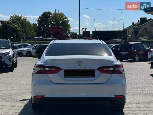 Білий Тойота Камрі, об'ємом двигуна 2.49 л та пробігом 19 тис. км за 29000 $, фото 5 на Automoto.ua