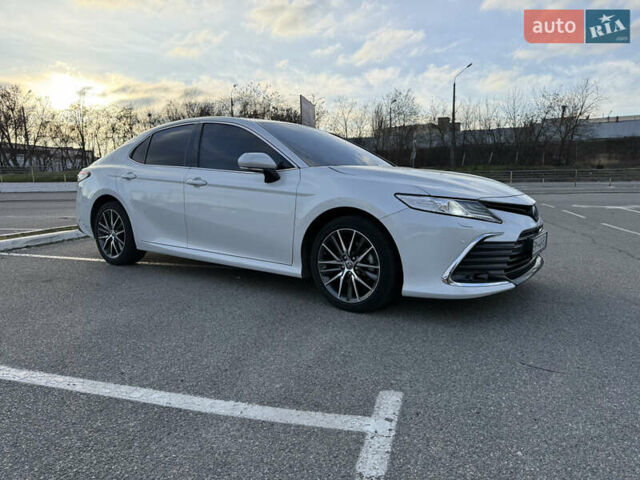 Белый Тойота Камри, объемом двигателя 2.5 л и пробегом 52 тыс. км за 39000 $, фото 28 на Automoto.ua