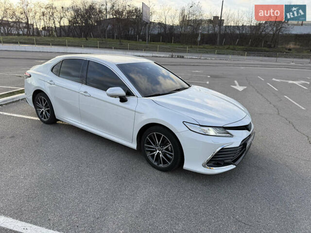 Белый Тойота Камри, объемом двигателя 2.5 л и пробегом 52 тыс. км за 39000 $, фото 31 на Automoto.ua