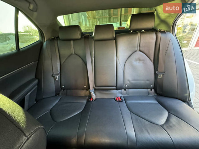 Белый Тойота Камри, объемом двигателя 2.49 л и пробегом 95 тыс. км за 32000 $, фото 15 на Automoto.ua