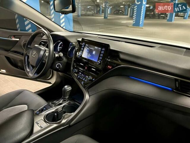 Білий Тойота Камрі, об'ємом двигуна 2.49 л та пробігом 74 тис. км за 28950 $, фото 18 на Automoto.ua