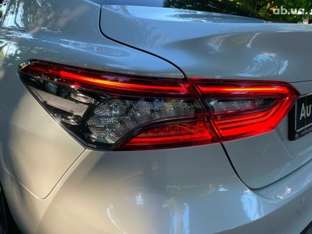 Тойота Камрі 2022 у Києві на Automoto.ua Білий Тойота Камрі, об'ємом двигуна 2.5 л та пробігом 51 тис. км за 39590 $, фото 43 на Automoto.ua