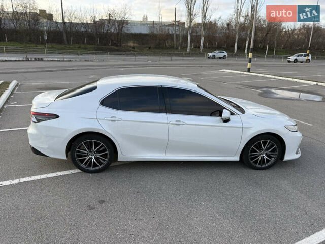 Белый Тойота Камри, объемом двигателя 2.5 л и пробегом 52 тыс. км за 39000 $, фото 26 на Automoto.ua