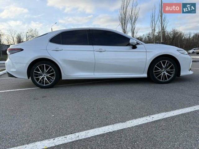Белый Тойота Камри, объемом двигателя 2.5 л и пробегом 52 тыс. км за 39000 $, фото 27 на Automoto.ua