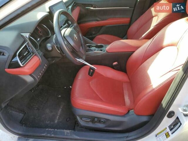 Белый Тойота Камри, объемом двигателя 3.5 л и пробегом 23 тыс. км за 10050 $, фото 6 на Automoto.ua