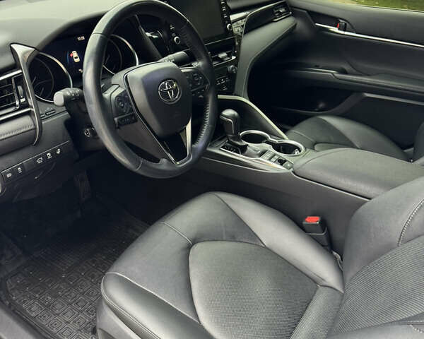 Тойота Камрі 2022 у Києві на Automoto.ua Білий Тойота Камрі, об'ємом двигуна 2.49 л та пробігом 57 тис. км за 34800 $, фото 5 на Automoto.ua