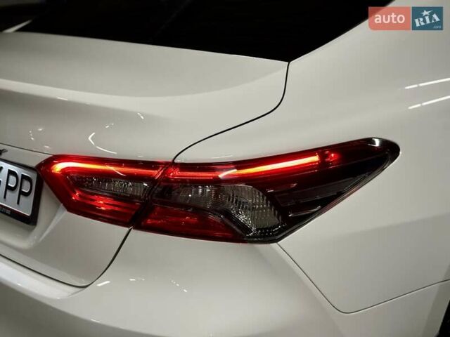 Білий Тойота Камрі, об'ємом двигуна 2.49 л та пробігом 74 тис. км за 28950 $, фото 14 на Automoto.ua