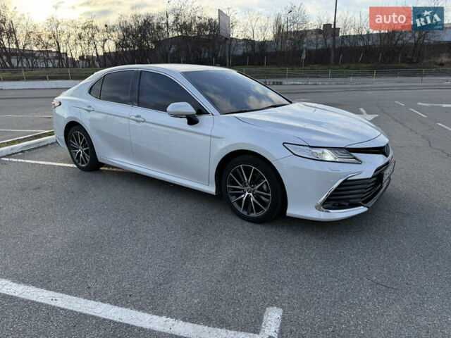 Белый Тойота Камри, объемом двигателя 2.5 л и пробегом 52 тыс. км за 39000 $, фото 30 на Automoto.ua