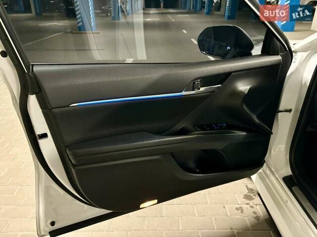 Білий Тойота Камрі, об'ємом двигуна 2.49 л та пробігом 74 тис. км за 28950 $, фото 29 на Automoto.ua