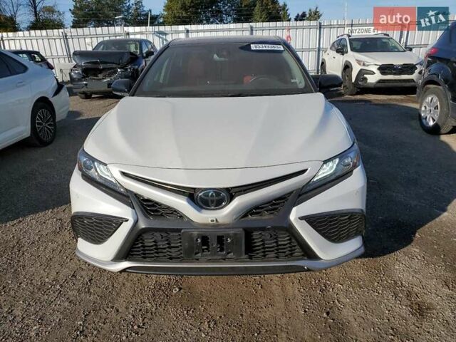 Белый Тойота Камри, объемом двигателя 3.5 л и пробегом 23 тыс. км за 10050 $, фото 4 на Automoto.ua