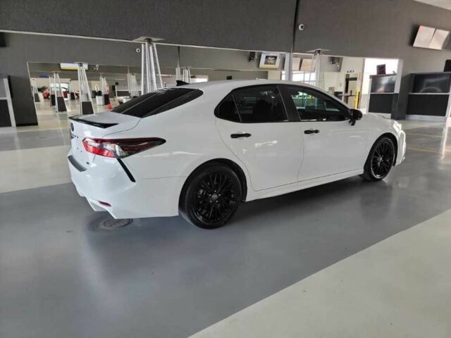 Белый Тойота Камри, объемом двигателя 2.5 л и пробегом 12 тыс. км за 10500 $, фото 3 на Automoto.ua