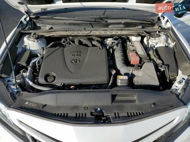 Белый Тойота Камри, объемом двигателя 3.5 л и пробегом 23 тыс. км за 10050 $, фото 10 на Automoto.ua