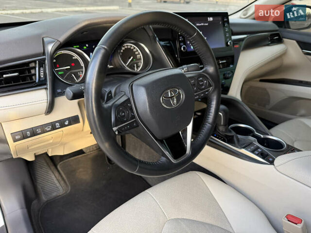Белый Тойота Камри, объемом двигателя 2.5 л и пробегом 52 тыс. км за 39000 $, фото 36 на Automoto.ua