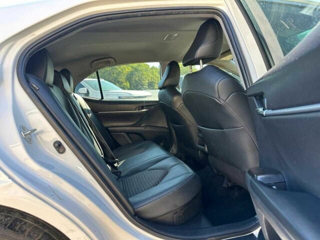 Белый Тойота Камри, объемом двигателя 0 л и пробегом 10 тыс. км за 19800 $, фото 7 на Automoto.ua