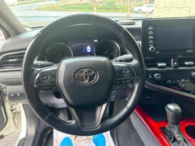 Белый Тойота Камри, объемом двигателя 2.5 л и пробегом 21 тыс. км за 12200 $, фото 10 на Automoto.ua