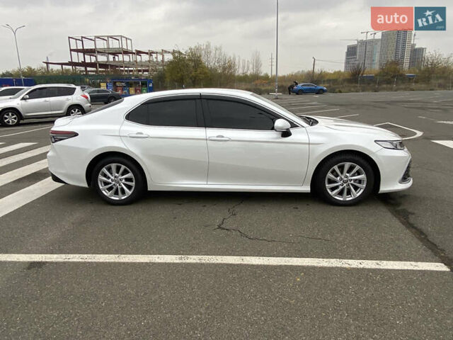 Белый Тойота Камри, объемом двигателя 2.49 л и пробегом 29 тыс. км за 31500 $, фото 5 на Automoto.ua