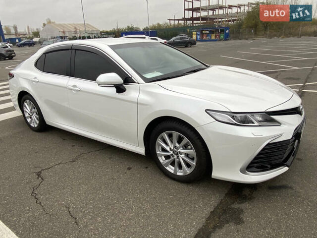 Белый Тойота Камри, объемом двигателя 2.49 л и пробегом 29 тыс. км за 31500 $, фото 6 на Automoto.ua