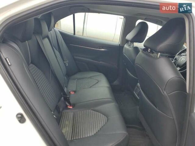 Білий Тойота Камрі, об'ємом двигуна 2.5 л та пробігом 54 тис. км за 9100 $, фото 9 на Automoto.ua