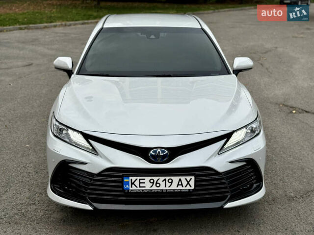 Белый Тойота Камри, объемом двигателя 2.49 л и пробегом 27 тыс. км за 36900 $, фото 4 на Automoto.ua