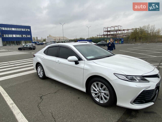 Белый Тойота Камри, объемом двигателя 2.49 л и пробегом 29 тыс. км за 31500 $, фото 7 на Automoto.ua