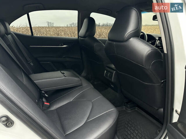 Белый Тойота Камри, объемом двигателя 2.49 л и пробегом 36 тыс. км за 29300 $, фото 16 на Automoto.ua