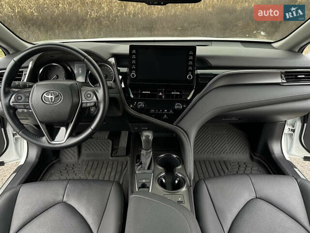 Белый Тойота Камри, объемом двигателя 2.49 л и пробегом 36 тыс. км за 29300 $, фото 14 на Automoto.ua