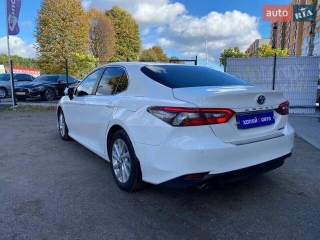 Белый Тойота Камри, объемом двигателя 2.49 л и пробегом 60 тыс. км за 35400 $, фото 6 на Automoto.ua