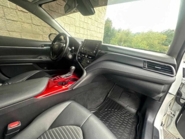 Белый Тойота Камри, объемом двигателя 2.5 л и пробегом 21 тыс. км за 12200 $, фото 9 на Automoto.ua