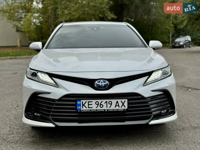 Белый Тойота Камри, объемом двигателя 2.49 л и пробегом 27 тыс. км за 36900 $, фото 5 на Automoto.ua