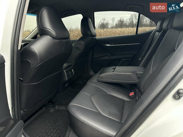 Белый Тойота Камри, объемом двигателя 2.49 л и пробегом 36 тыс. км за 29300 $, фото 15 на Automoto.ua