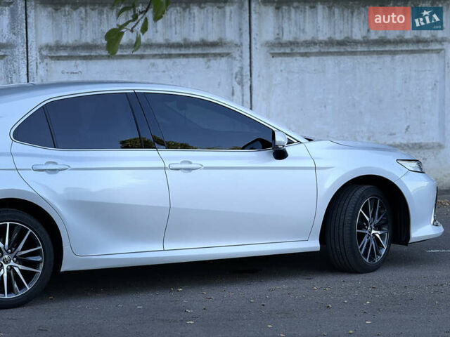 Белый Тойота Камри, объемом двигателя 2.49 л и пробегом 26 тыс. км за 39500 $, фото 23 на Automoto.ua