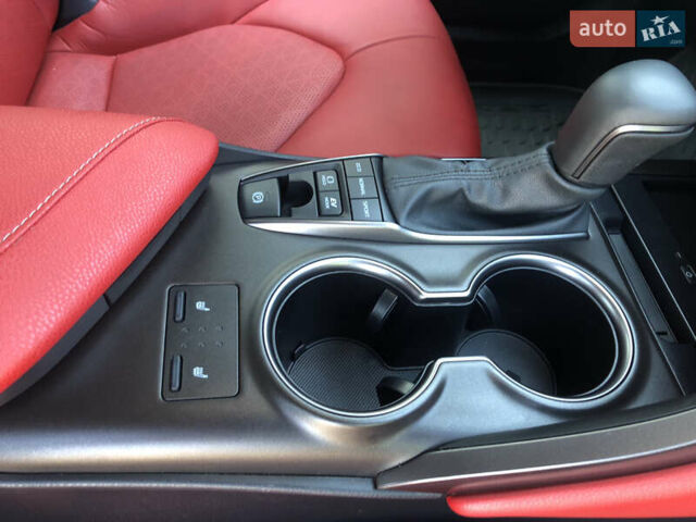 Білий Тойота Камрі, об'ємом двигуна 2.5 л та пробігом 2 тис. км за 44000 $, фото 18 на Automoto.ua