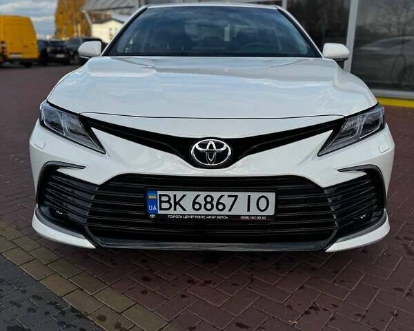 Білий Тойота Камрі, об'ємом двигуна 2.49 л та пробігом 6 тис. км за 31500 $, фото 22 на Automoto.ua
