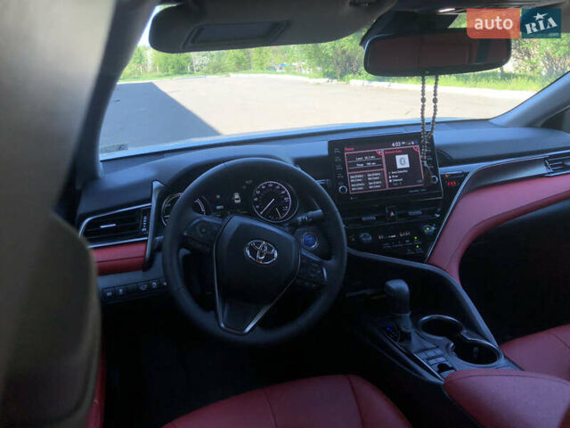 Білий Тойота Камрі, об'ємом двигуна 2.5 л та пробігом 2 тис. км за 44000 $, фото 24 на Automoto.ua