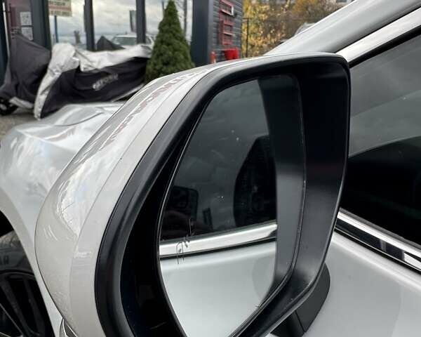 Білий Тойота Камрі, об'ємом двигуна 2.49 л та пробігом 24 тис. км за 36000 $, фото 7 на Automoto.ua