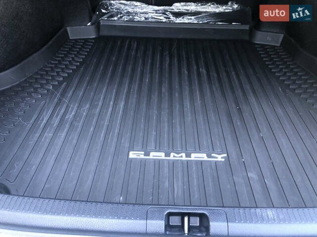 Білий Тойота Камрі, об'ємом двигуна 2.5 л та пробігом 2 тис. км за 44000 $, фото 14 на Automoto.ua