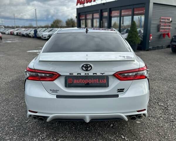 Білий Тойота Камрі, об'ємом двигуна 2.49 л та пробігом 24 тис. км за 33999 $, фото 14 на Automoto.ua
