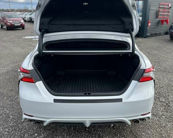 Білий Тойота Камрі, об'ємом двигуна 2.49 л та пробігом 24 тис. км за 33999 $, фото 15 на Automoto.ua