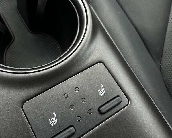 Білий Тойота Камрі, об'ємом двигуна 2.49 л та пробігом 24 тис. км за 36000 $, фото 41 на Automoto.ua