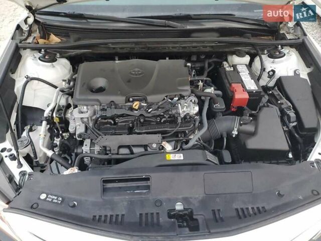 Білий Тойота Камрі, об'ємом двигуна 2.49 л та пробігом 38 тис. км за 10500 $, фото 10 на Automoto.ua